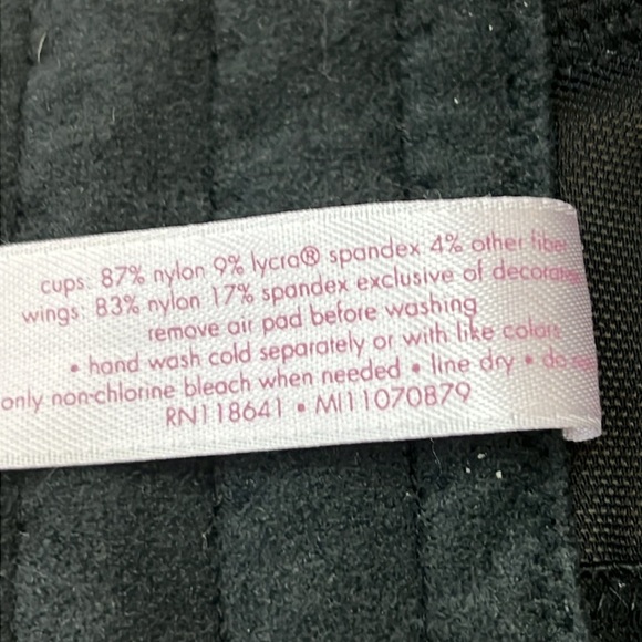 Cacique Beautiful Plunge Bra Size 44DD Black with Lace/Sequins EUC - Picture 8 of 8